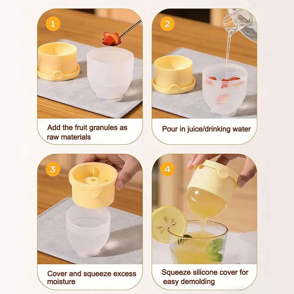 Guía de cuatro pasos para usar un juego de moldes de silicona reutilizables para hacer zumo de fruta o agua para beber.