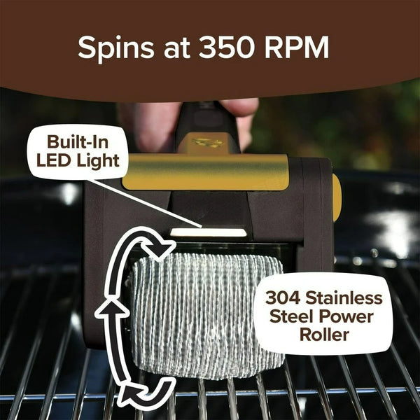 Eine Hand hält eine Reinigungsbürste mit integrierter LED und einem 304 Edelstahl-Powerroller über einem Grillrost