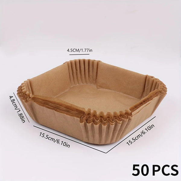 Set von 50 braunen Antihaft-Backformen für Airfryer und Mikrowelle, zeigt Größe und Textur der Tassen.