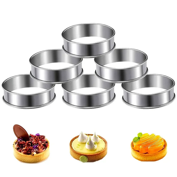 Set aus drei Edelstahl-Backringen für Muffins, Crumpets und Törtchen.