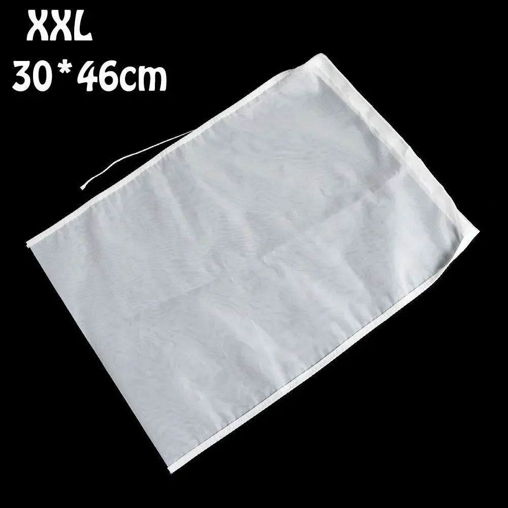 White XXL food strainer colander measuring 30 by 46 cm
