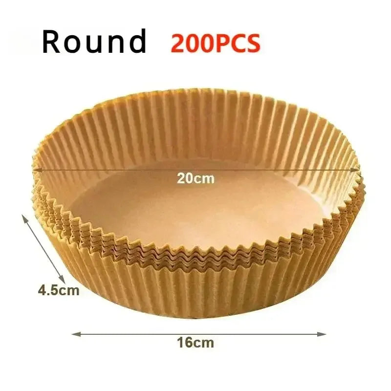 Round baking liner in tan silicone with a 20cm diameter and 4.5cm height.