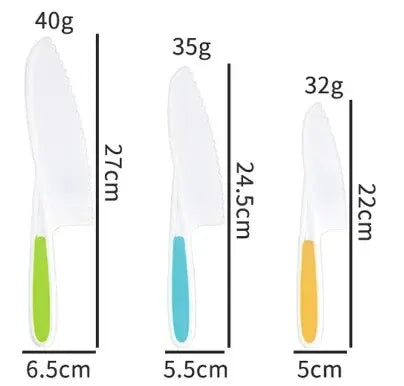 A set of plastic fruit and cake cutters in various sizes, including 40g, 35g, and 32g options.