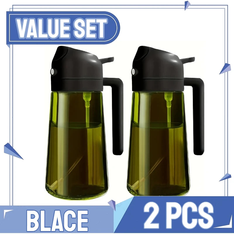 Ein Set aus zwei schwarzen Glas-Ölsprayflaschen zum Kochen und Grillen