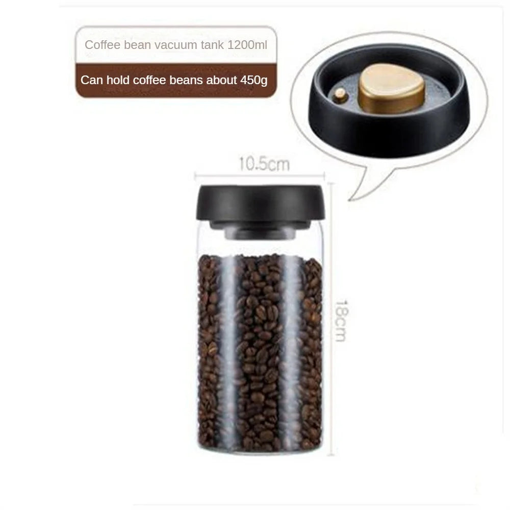 Un bocal en verre scellé contenant des grains de café, montré à côté d'un guide de mesure.