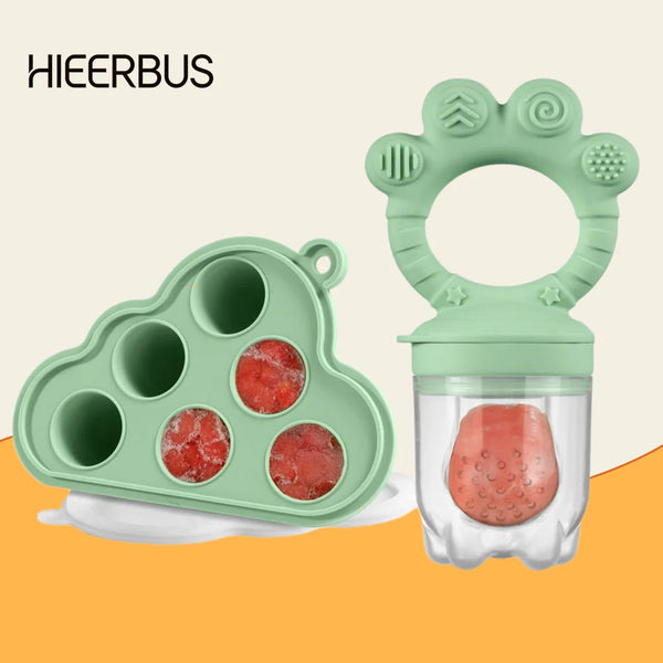 Set aus Silikon-Baby-Futter-Speisen und Gefrierformen in Hellgrün, inklusive großer Form und kleiner Behälter.
